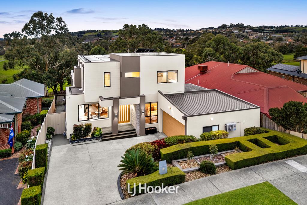 70 Telford Dr, Berwick, VIC 3806