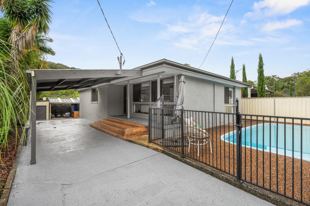 17 Fuchsia St, Wyoming, NSW 2250