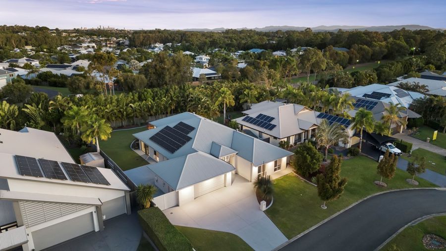 19 Rainbow Cct, Coomera, QLD 4209