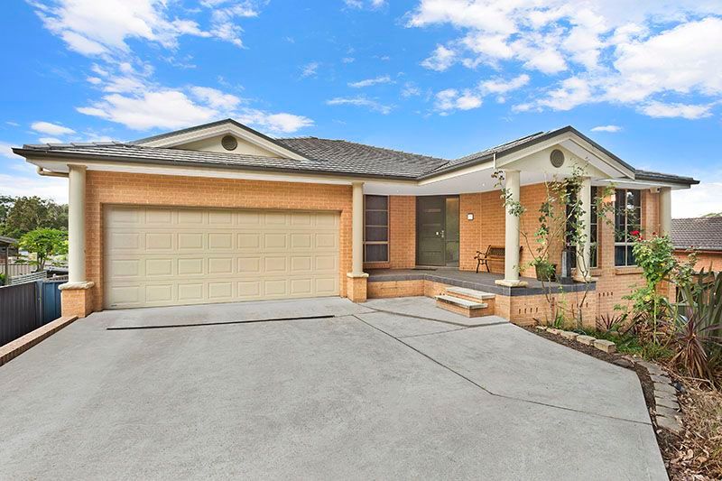 251 Cygnet Dr, Berkeley Vale, NSW 2261