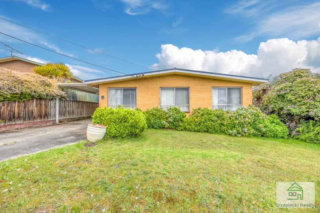 15 Guy St, Newborough, VIC 3825