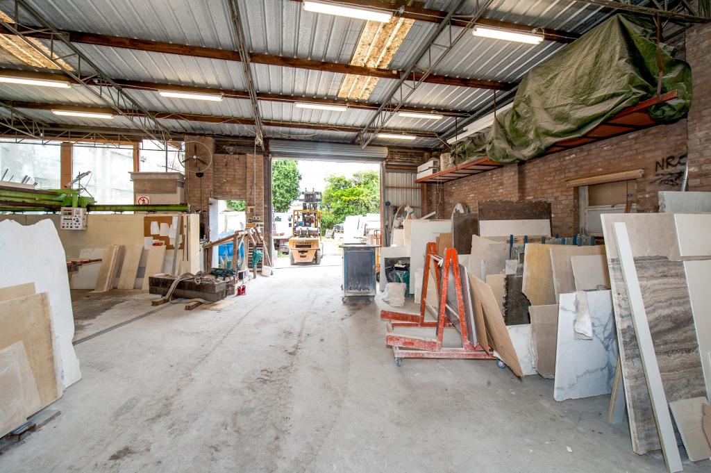 9 Tenterden Rd, Botany, NSW 2019