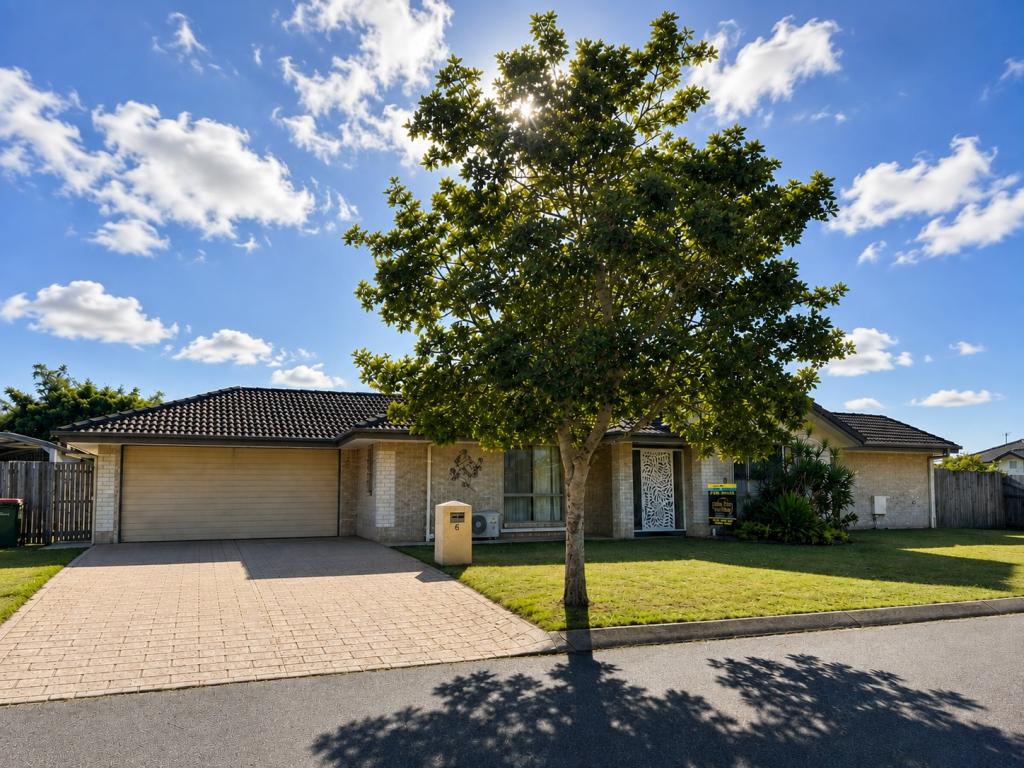 6 MAGELLAN CCT, URRAWEEN, QLD 4655
