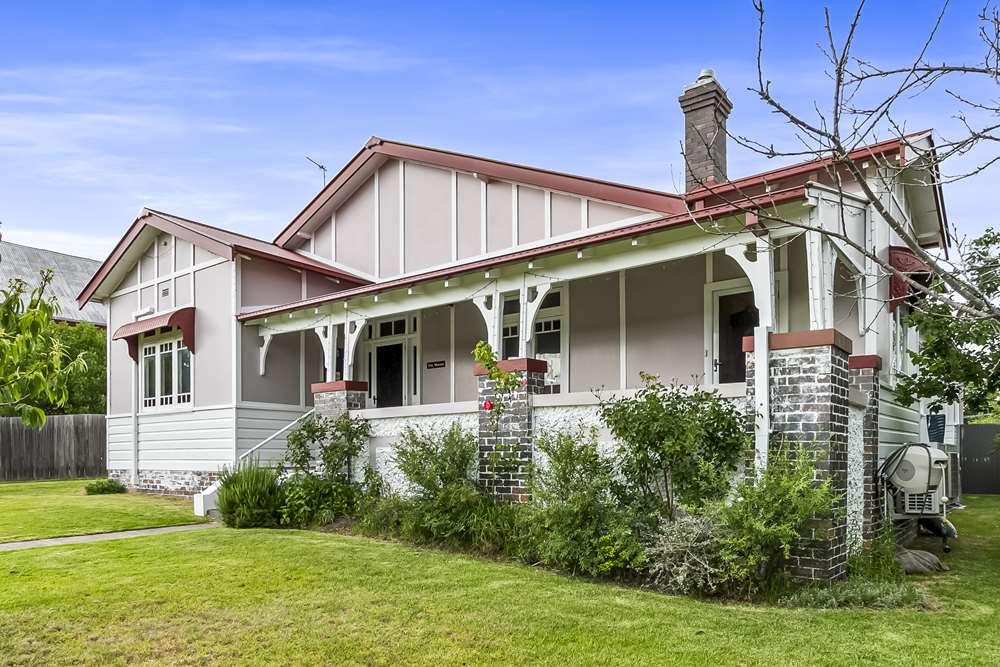 30 Bridge St, Uralla, NSW 2358