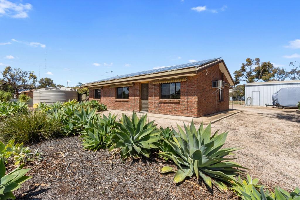 42 Monmouth St, Moonta Bay, SA 5558