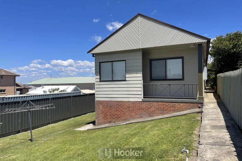 1/1 The Parade, Belmont, NSW 2280