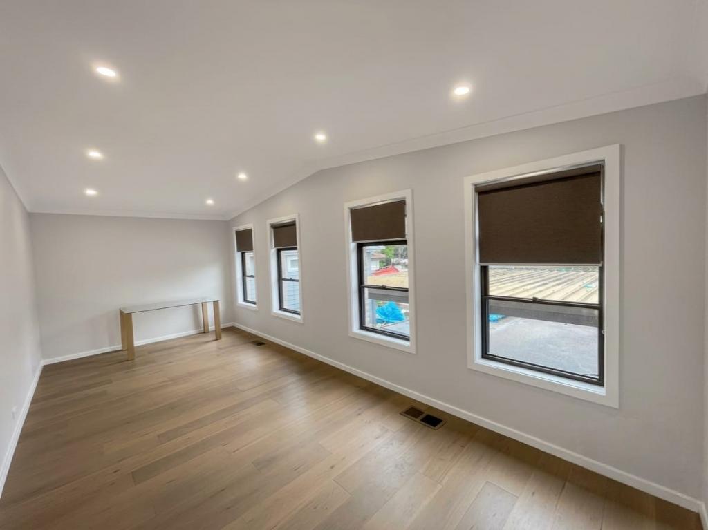1 Lionel St, Georges Hall, NSW 2198