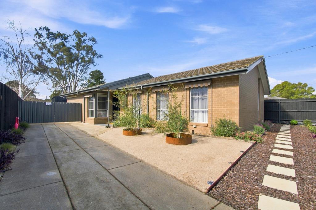 6 CHALMER CT, SALE, VIC 3850
