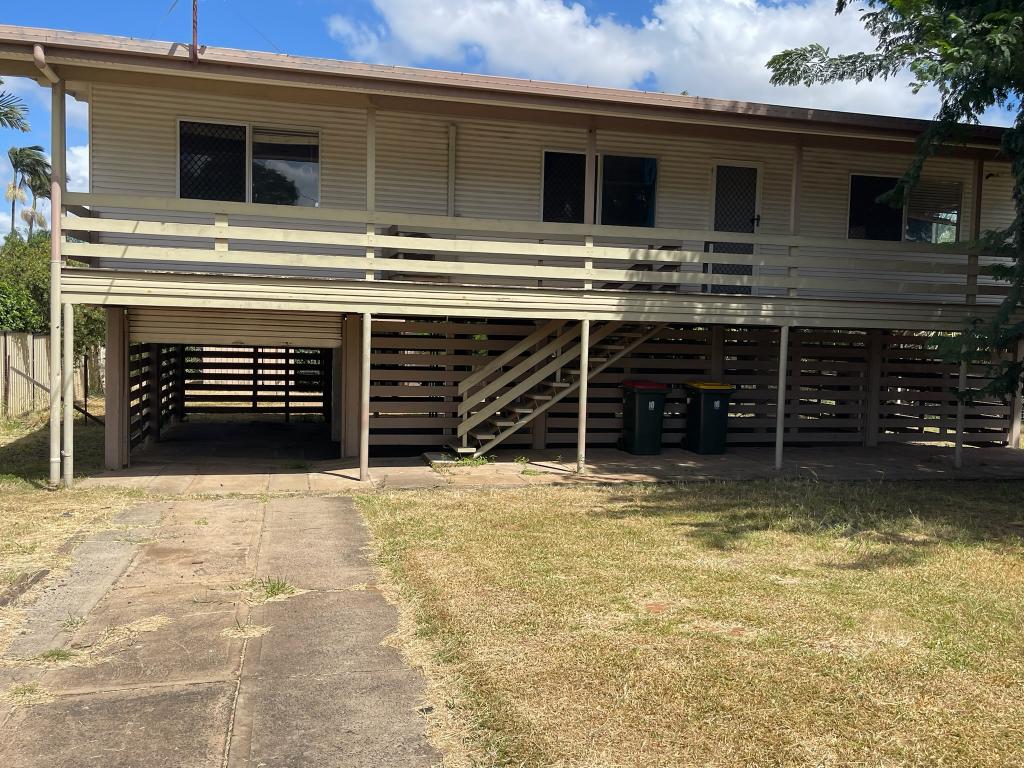 21 Mackay St, Moranbah, QLD 4744