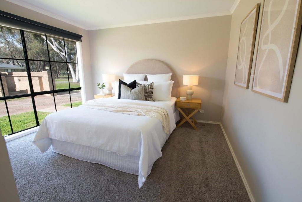 1/14 Tristan Ct, Lavington, NSW 2641