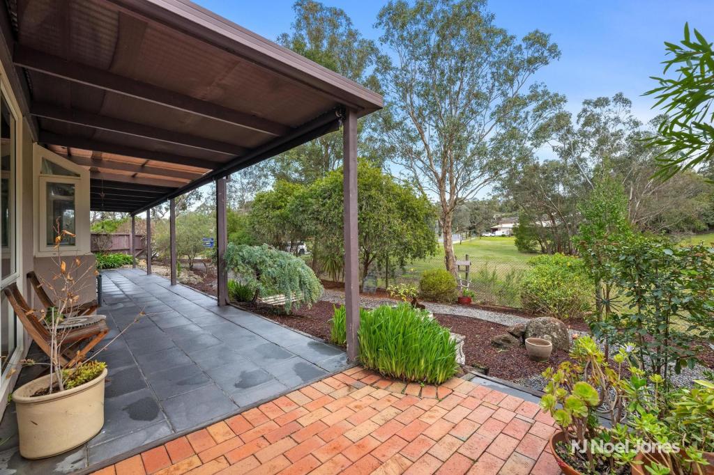 88 Narr-Maen Dr, Croydon Hills, VIC 3136