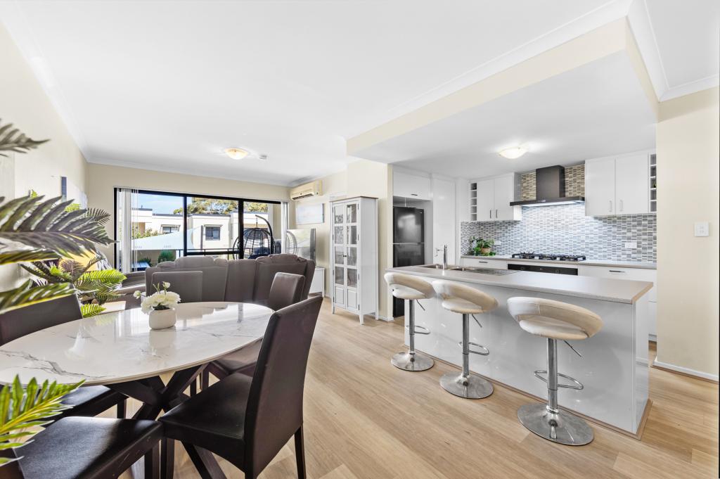 19/5 Eastleigh Loop, Currambine, WA 6028