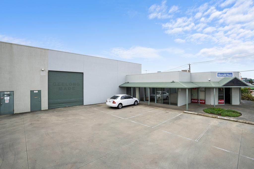 2/141-143 Victoria St, North Geelong, VIC 3215