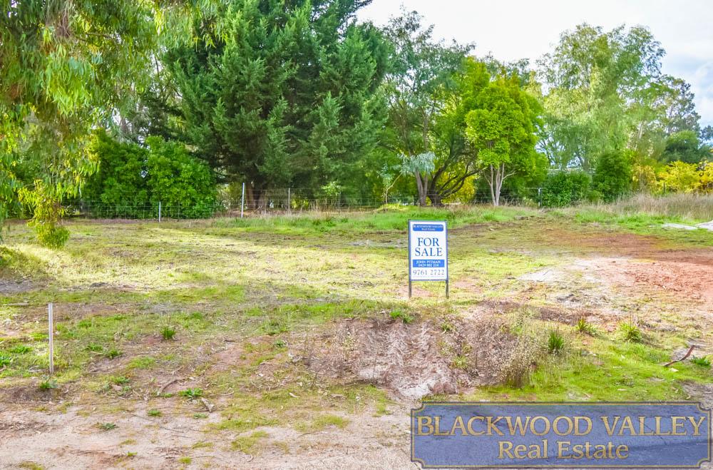 4/22 Somme St, Bridgetown, WA 6255