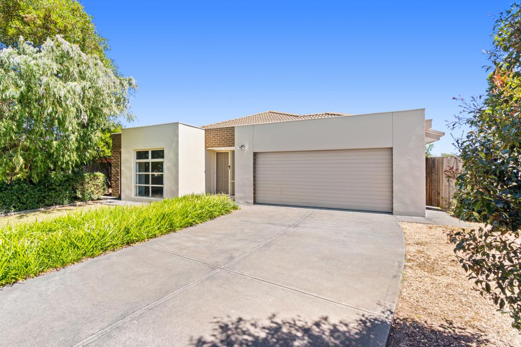 6 Simmons Ct, Sale, VIC 3850