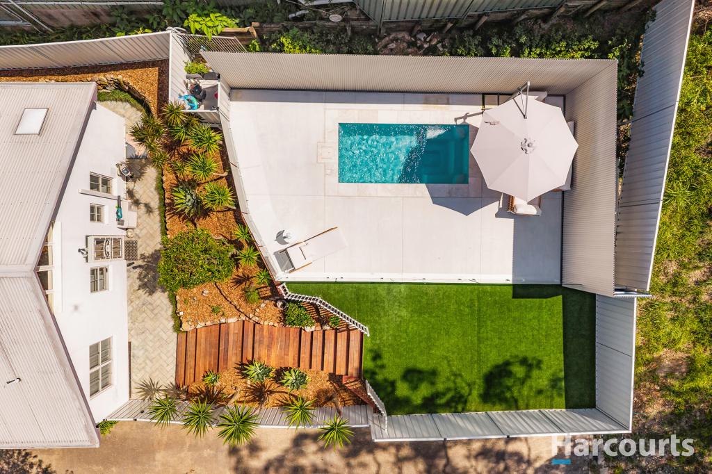 144 Coal Point Rd, Coal Point, NSW 2283