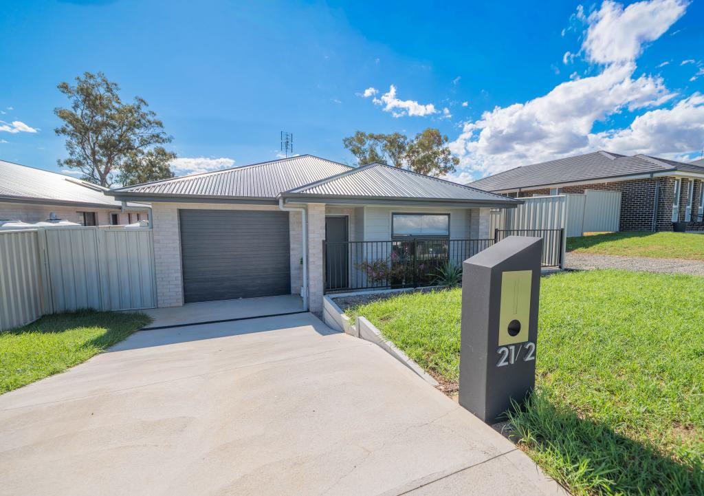 2/21 Rosewood Ave, Parkes, NSW 2870