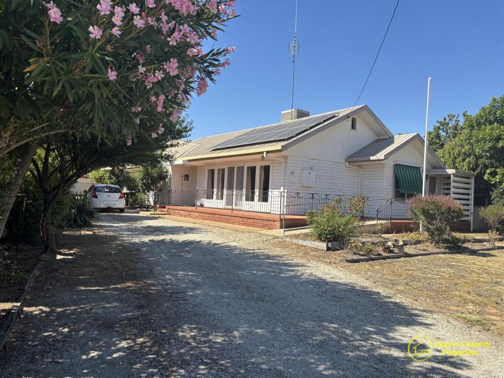 12 Alexander Ave, Berrigan, NSW 2712