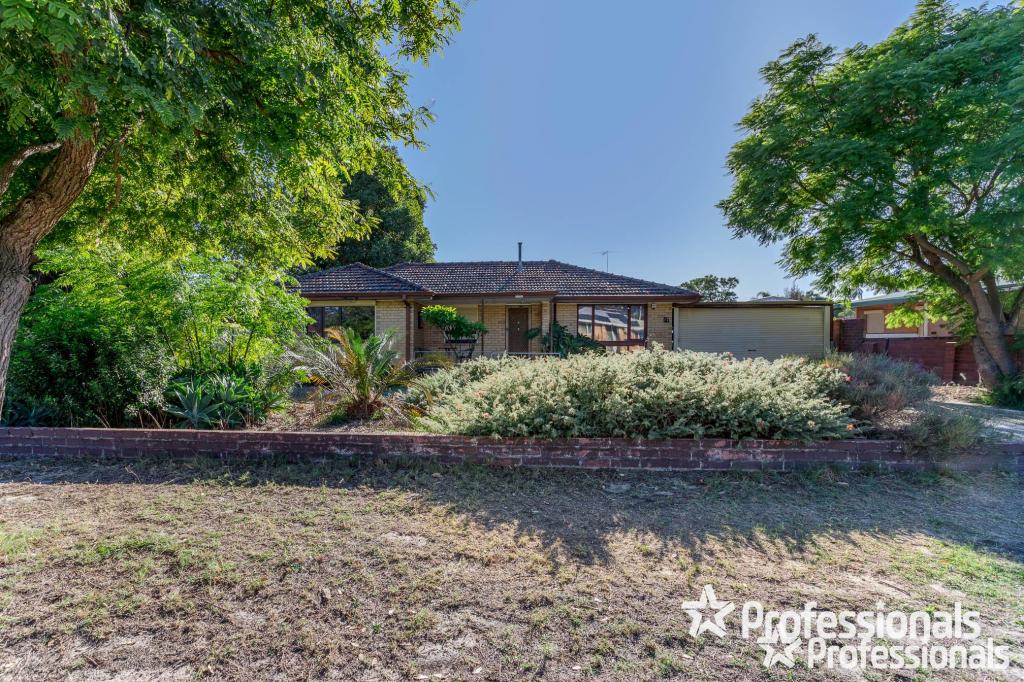 17 Hollybush Way, Kelmscott, WA 6111