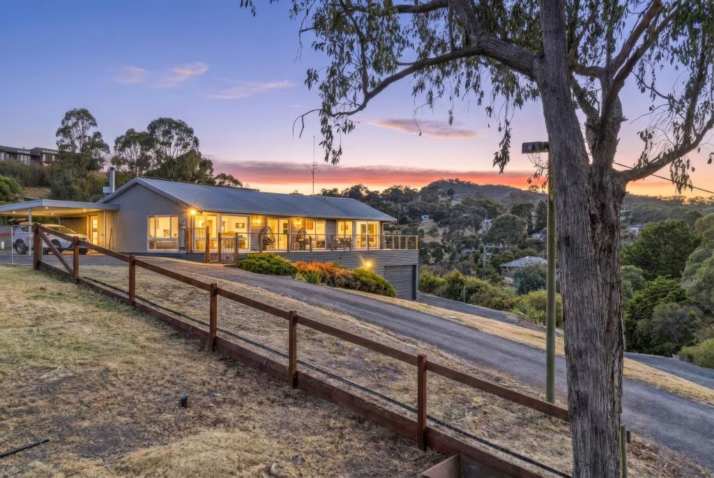 69 HARBOUR LINE DR, GOUGHS BAY, VIC 3723