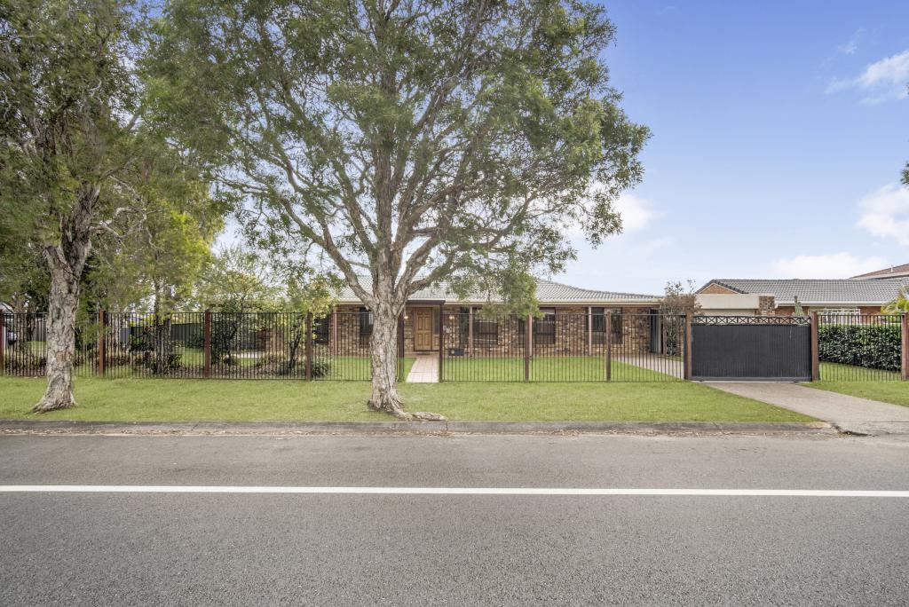 37 Barrier Reef Dr, Mermaid Waters, QLD 4218