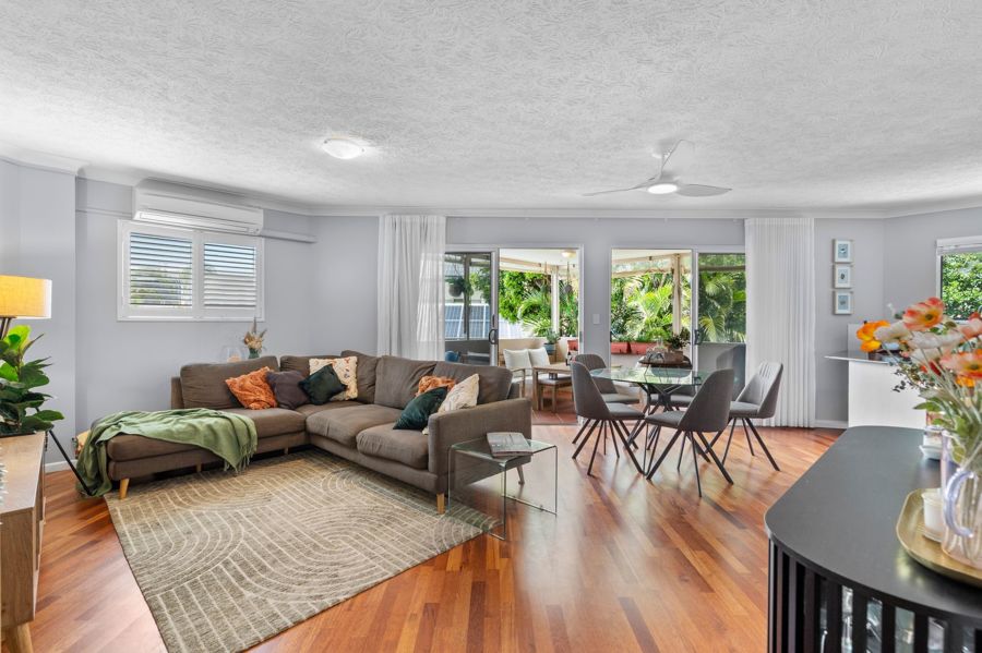 8/16 Miles St, Hawthorne, QLD 4171