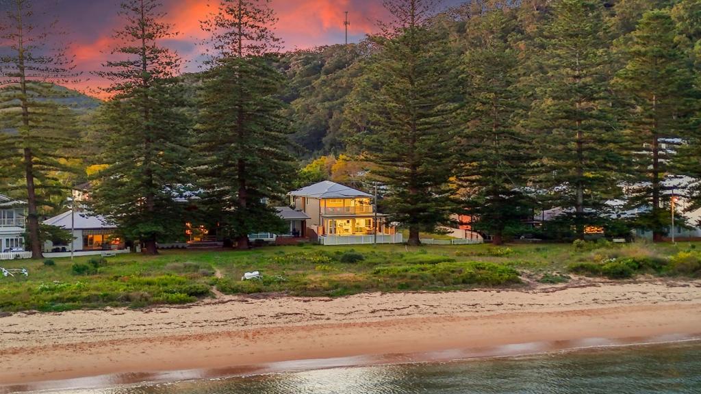 33 Bay St, Patonga, NSW 2256