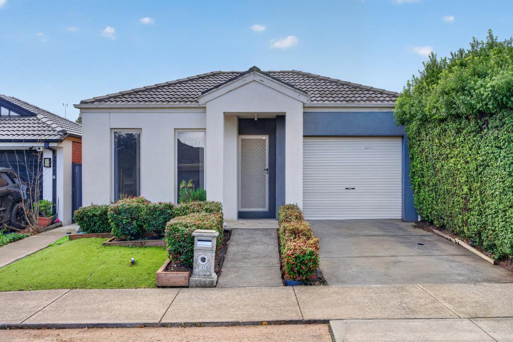20 Lancely Grn, Caroline Springs, VIC 3023