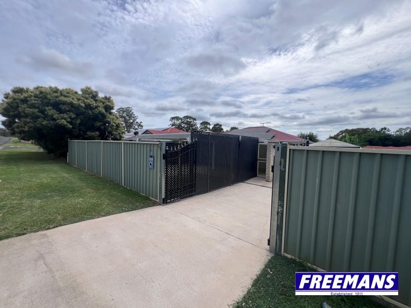 1 MARTIN PL, KINGAROY, QLD 4610