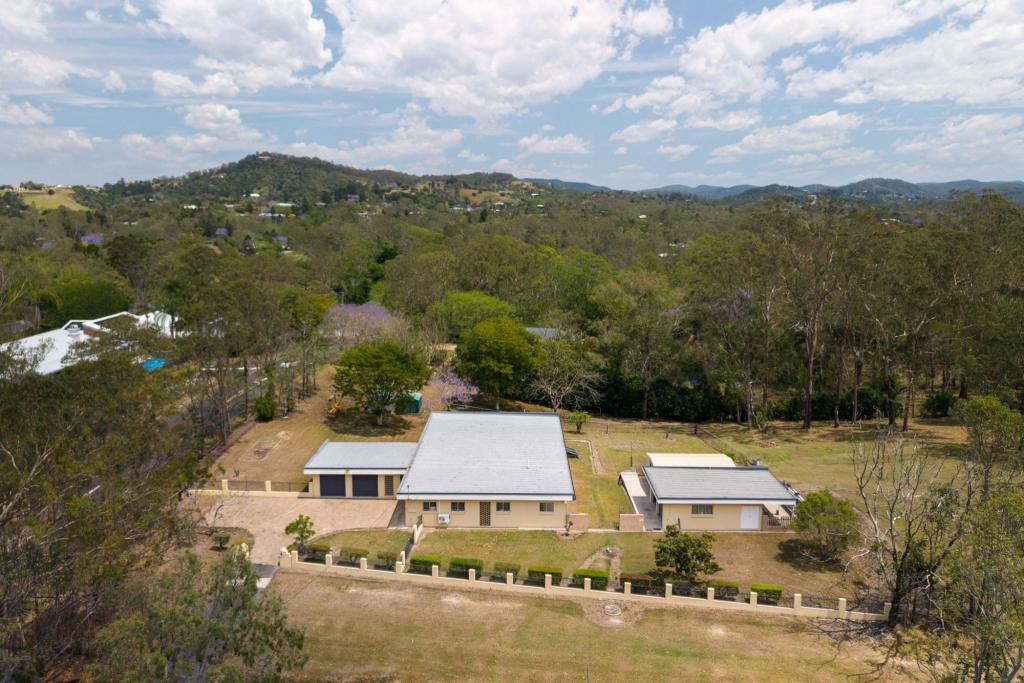 151 GREENTREES AVE, KENMORE HILLS, QLD 4069