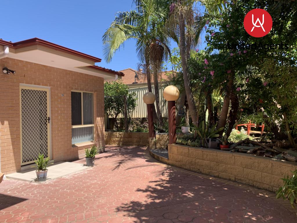 19a Tudor Cres, Cecil Hills, NSW 2171