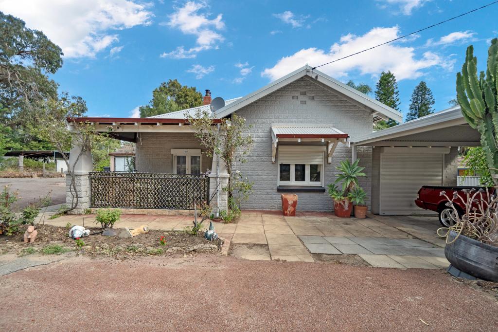 63 Connell Ave, Martin, WA 6110
