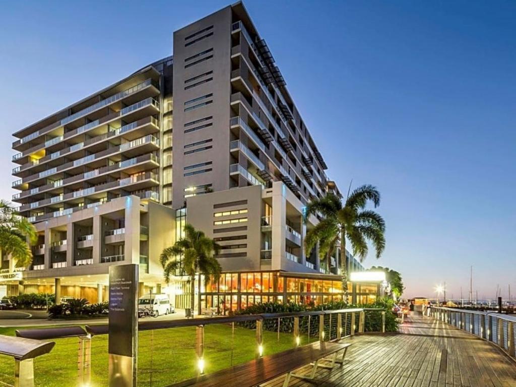 806/1 MARLIN PDE, CAIRNS CITY, QLD 4870