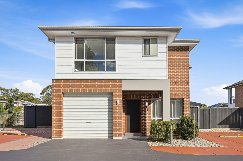 6 Blackmore Gld, Quakers Hill, NSW 2763