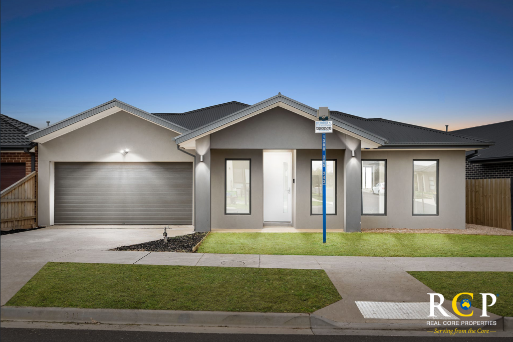 18 GRIFFITH RD, DEANSIDE, VIC 3336