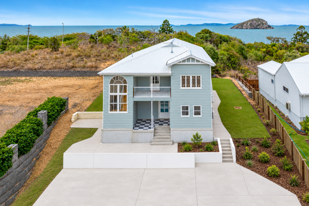8 Kempsea Ave, Rosslyn, QLD 4703