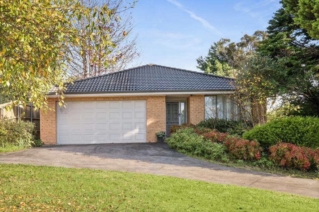 8 Bessemer St, Mittagong, NSW 2575