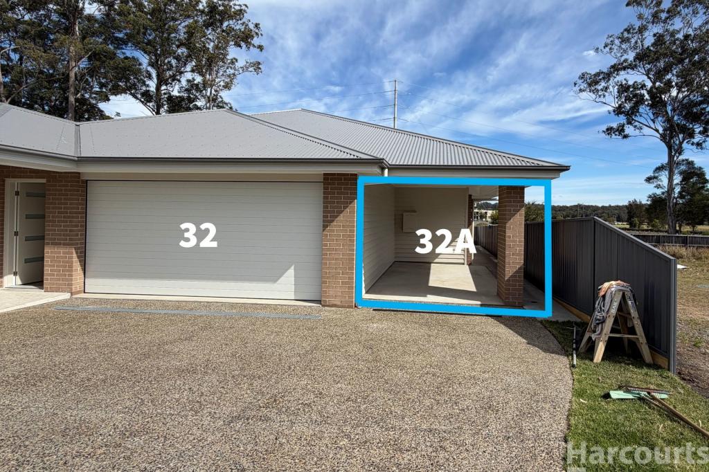 32a Strathallan Tce, Thrumster, NSW 2444