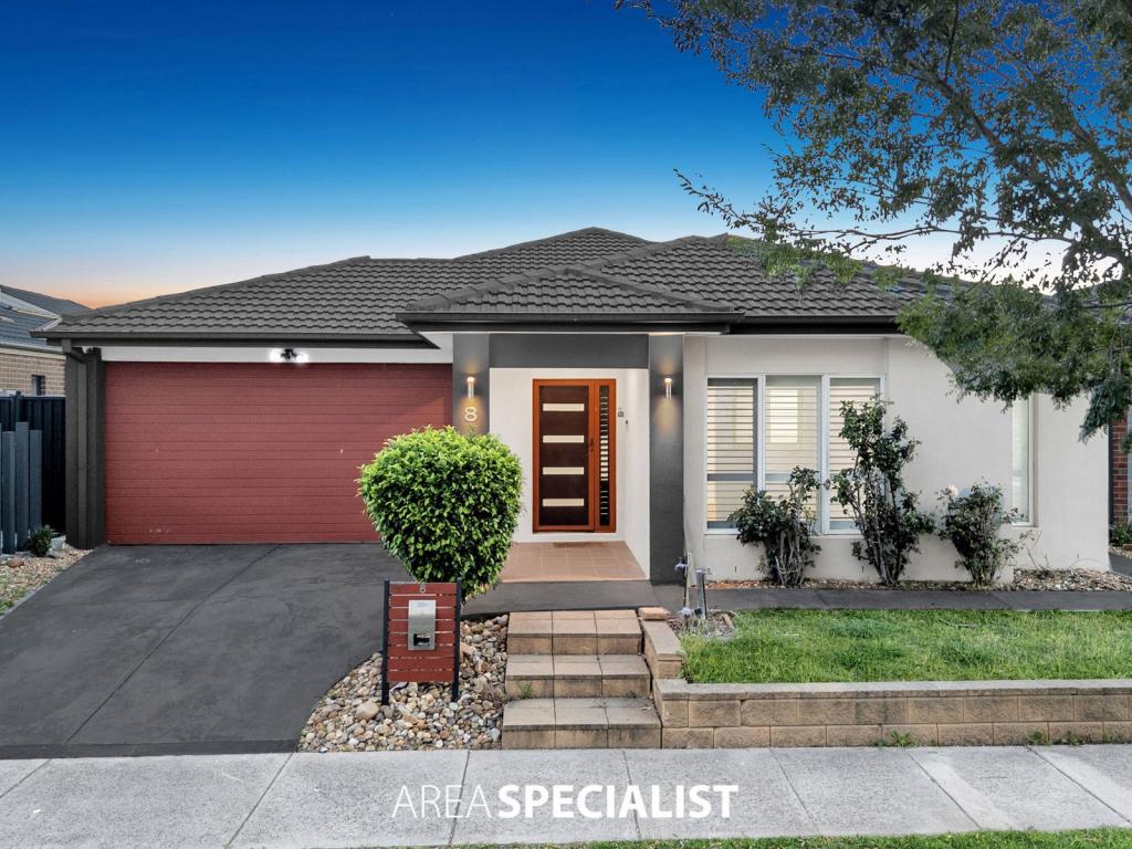 8 SAN FRATELLO ST, CLYDE NORTH, VIC 3978