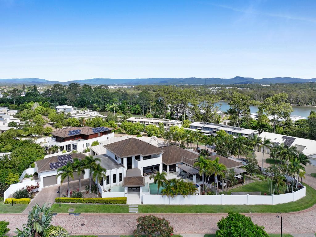 5436 Bay Hill Tce, Hope Island, QLD 4212
