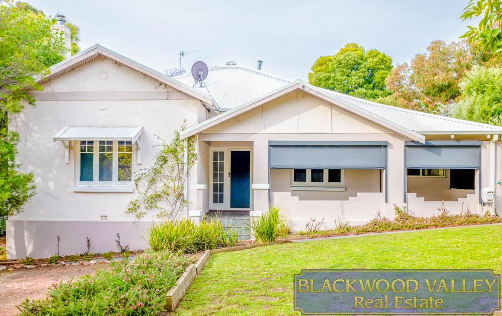 11 Mcalinden St, Bridgetown, WA 6255