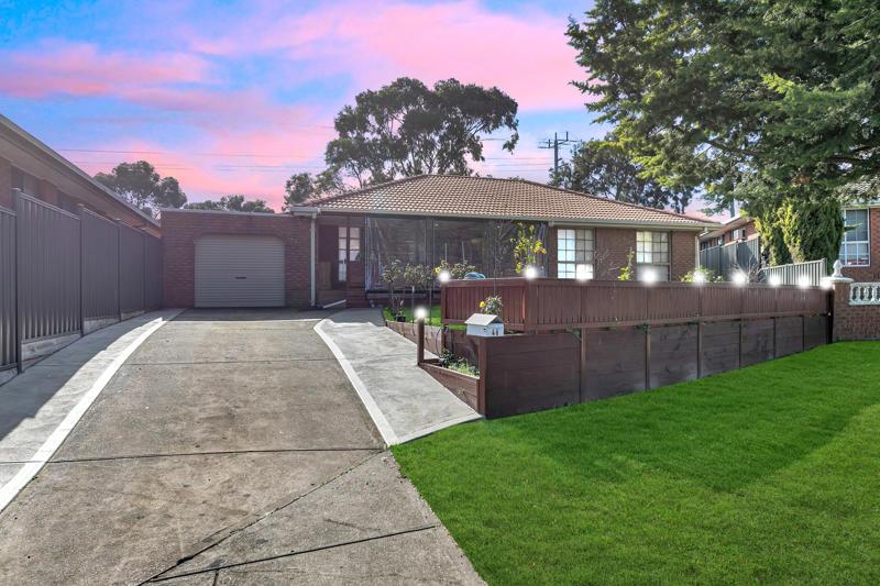 46 Gunbower Cres, Meadow Heights, VIC 3048