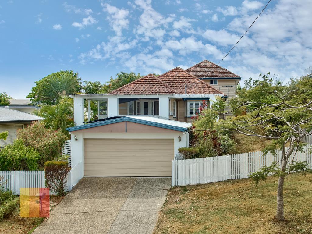 9 Chisholm St, Stafford Heights, QLD 4053