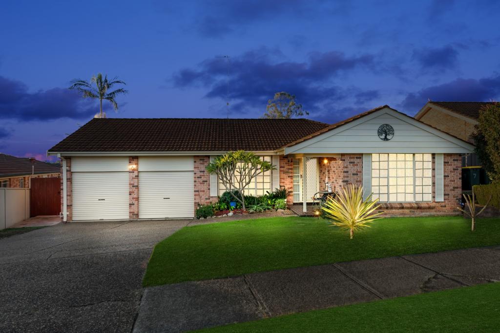 5 Watton St, Quakers Hill, NSW 2763