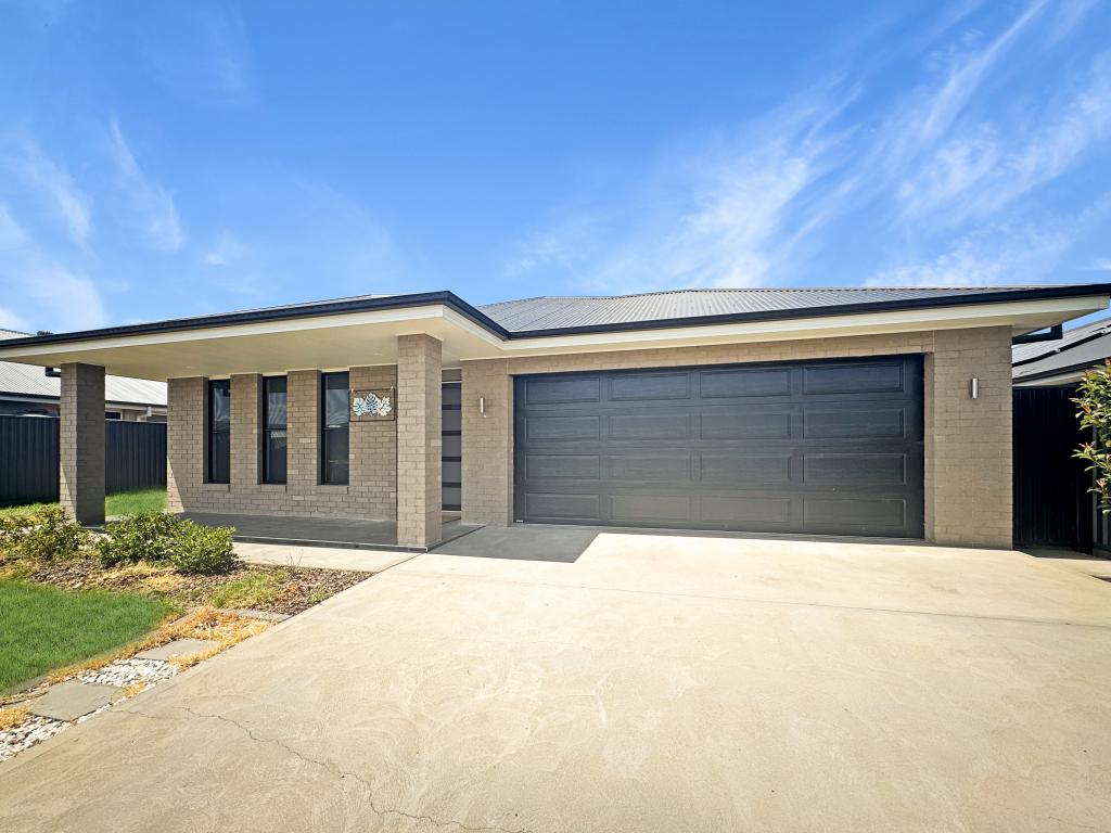 13 Sea Cres, Dubbo, NSW 2830