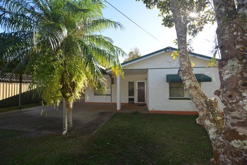 21 CHARLES ST, MALANDA, QLD 4885