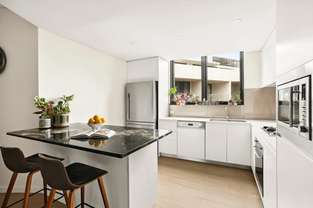 404/2 Thomas St, Ashfield, NSW 2131