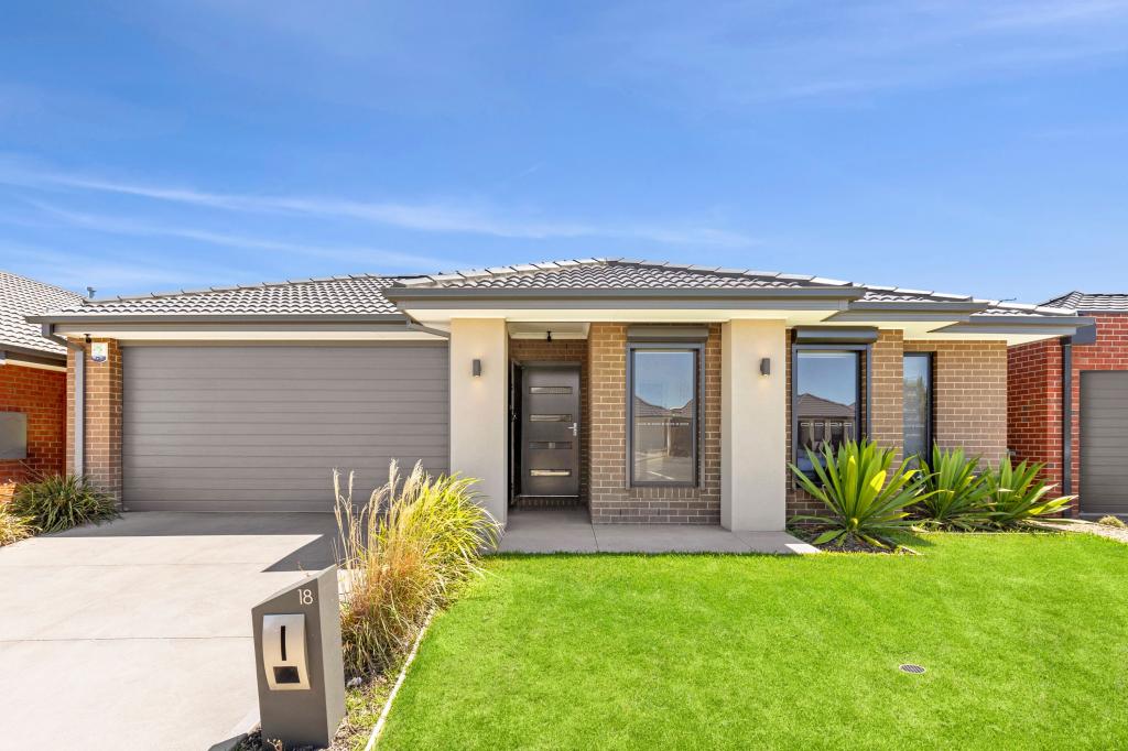 18 Callistemon Cct, Lara, VIC 3212