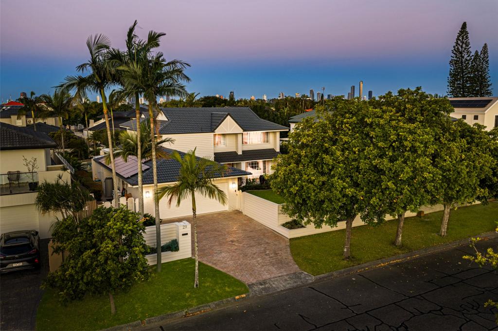29 Charolais Cres, Benowa, QLD 4217