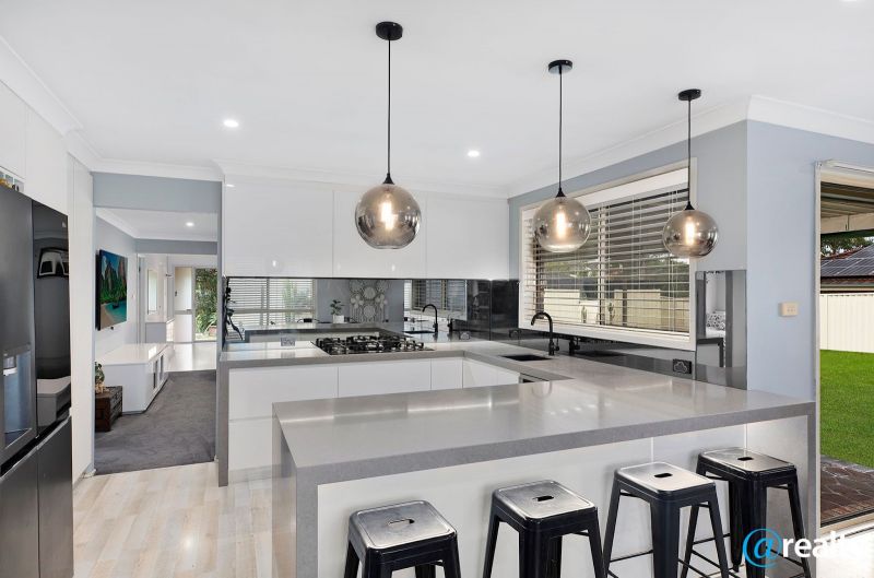 2 Park Range Way, Woongarrah, NSW 2259
